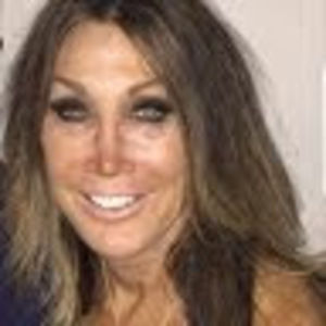 Meet your Posher, Alyson